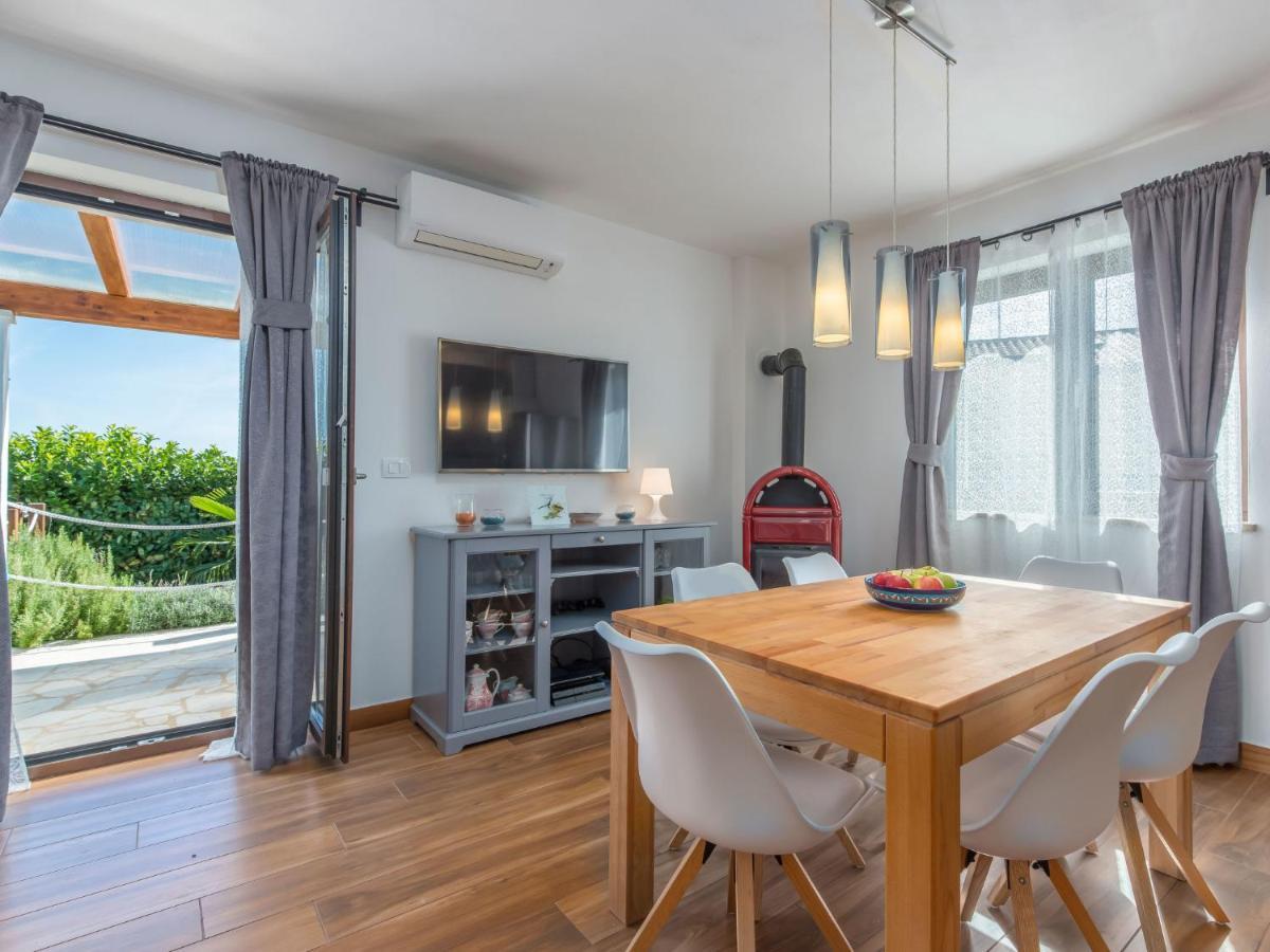 Počitniška hiša Joy By Interhome Novigrad (Istria)